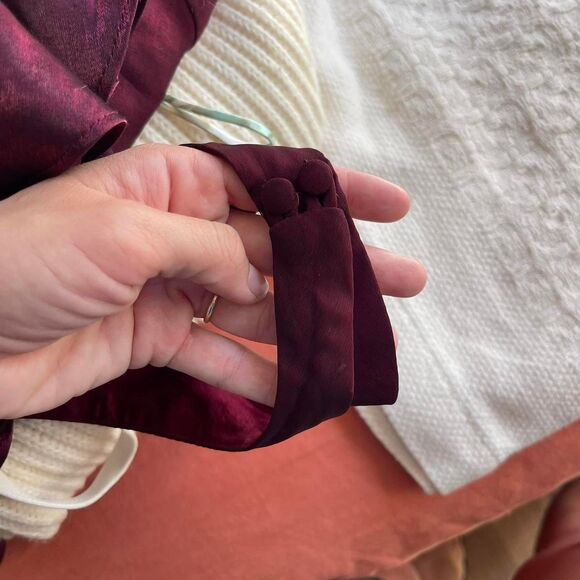 Gorgeous vintage cache burgundy silk maxi dress with halter neck - Picture 7 of 7